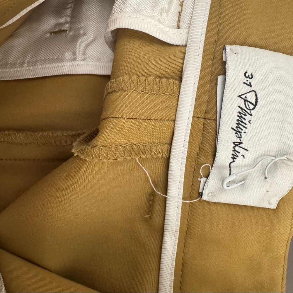 3.1 Phillip lim Women's avocado color Bermudas short - Picture 4 of 5